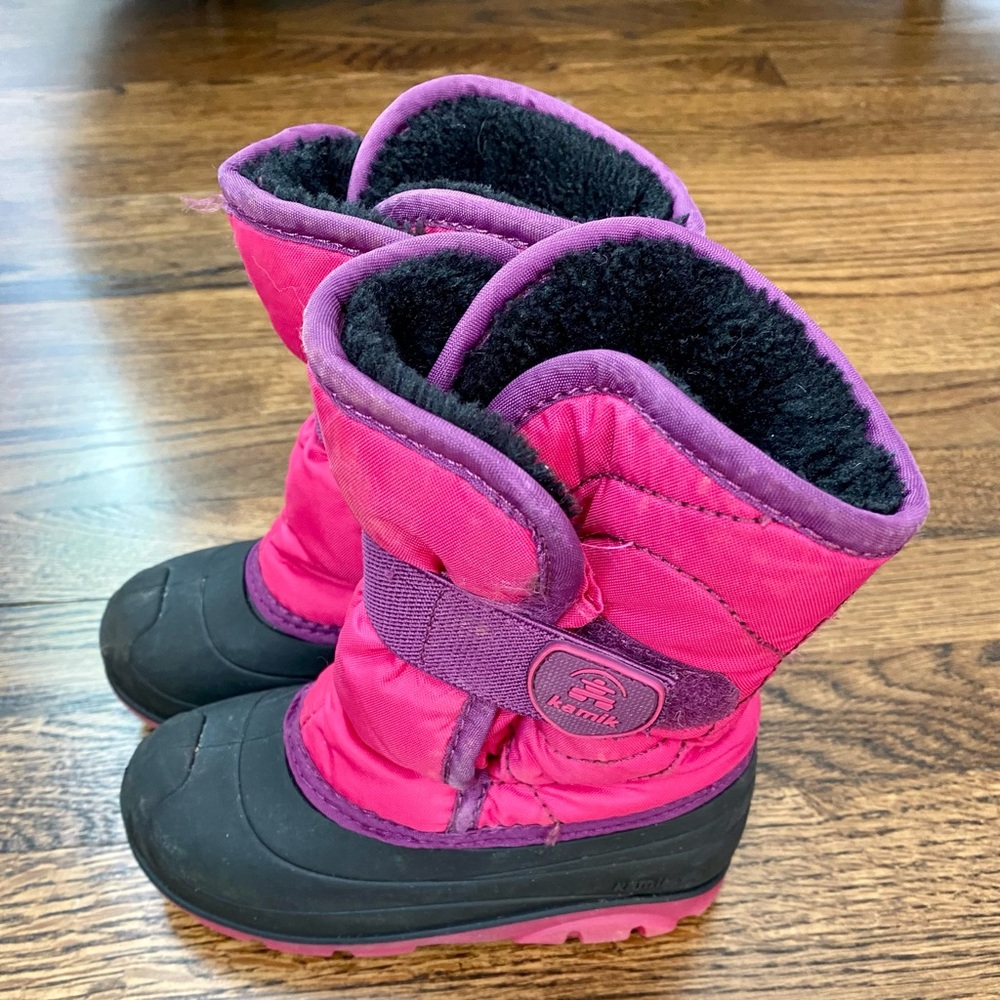 Kamik  “snow bug” snow boot size 10